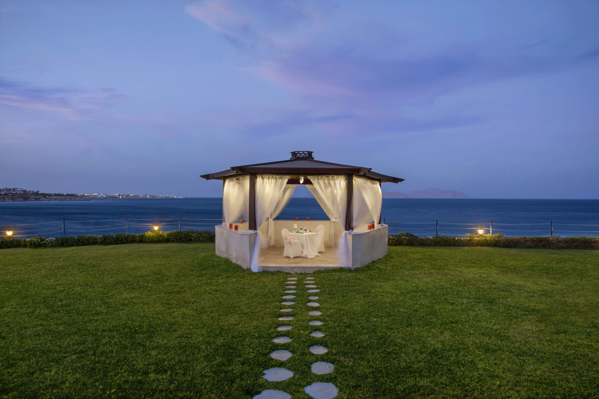 Отель Sultan Gardens