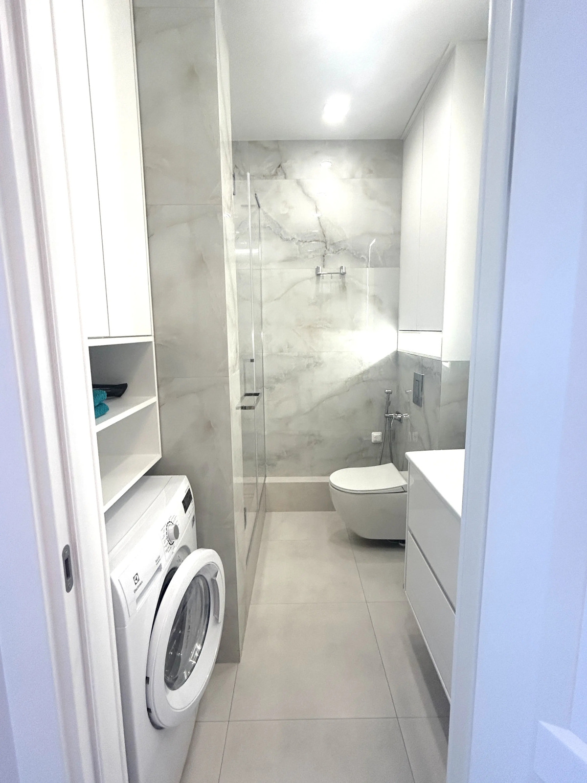 Шикарная Квартира с Видом на Реку и Город