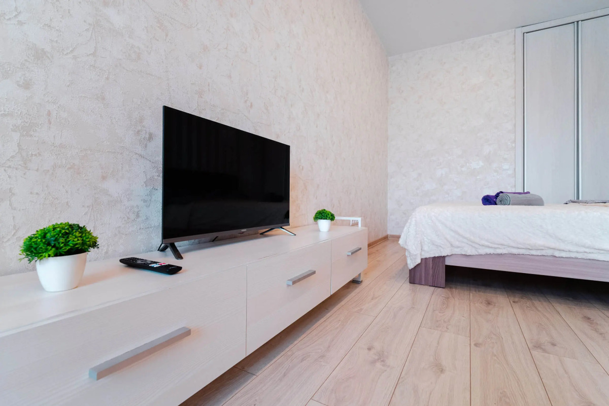 Апартаменты Студия в самом центре левого берега Иртыша