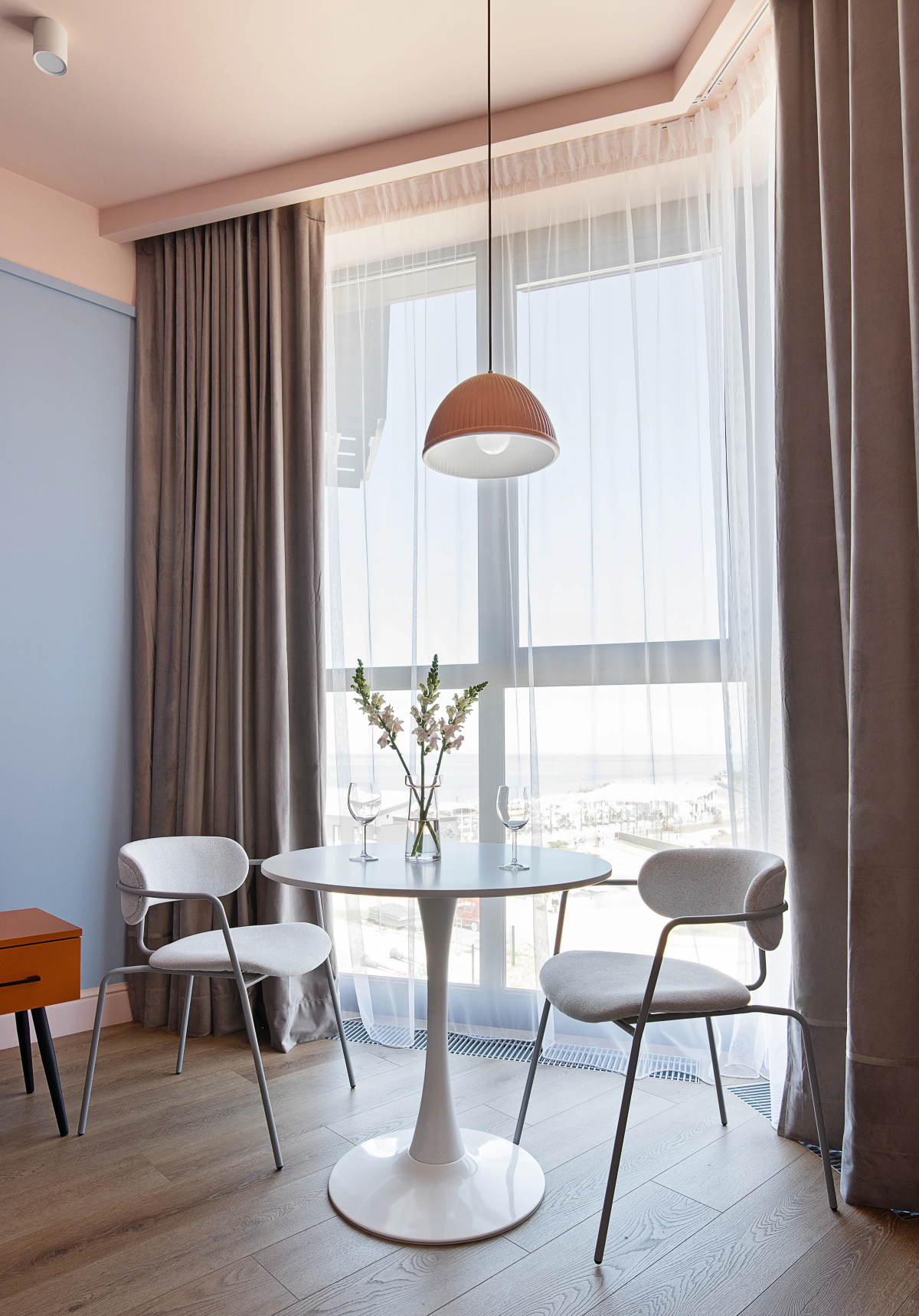 Апартаменты Pink Sunset by Pavlov