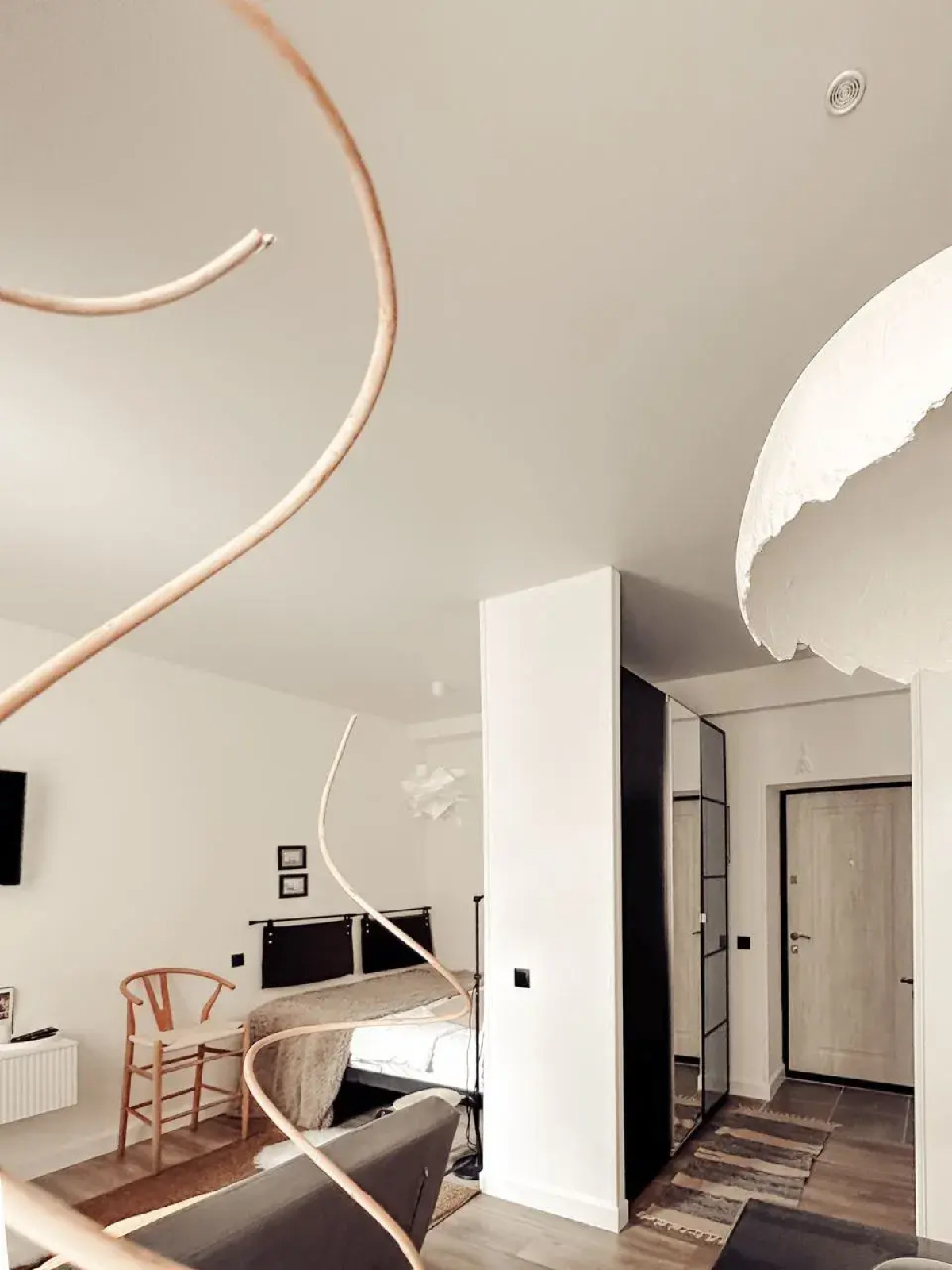 Квартира В. Первомайская