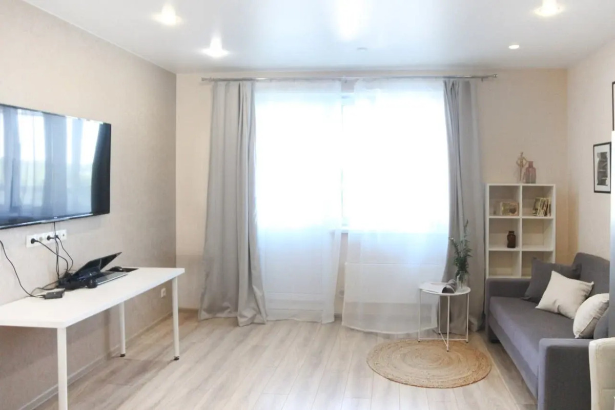 Двухкомнатная Квартира на Стрелковой д.8