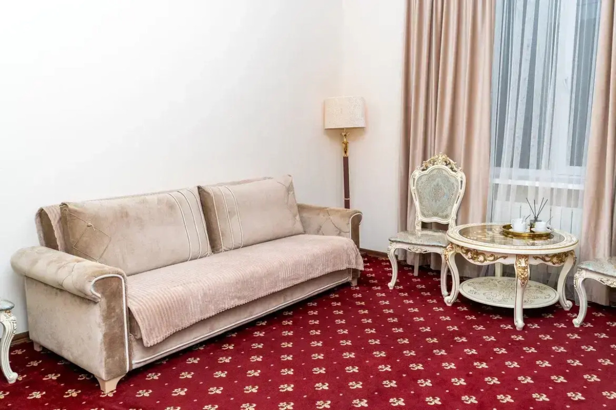 Отель Белые Ночи