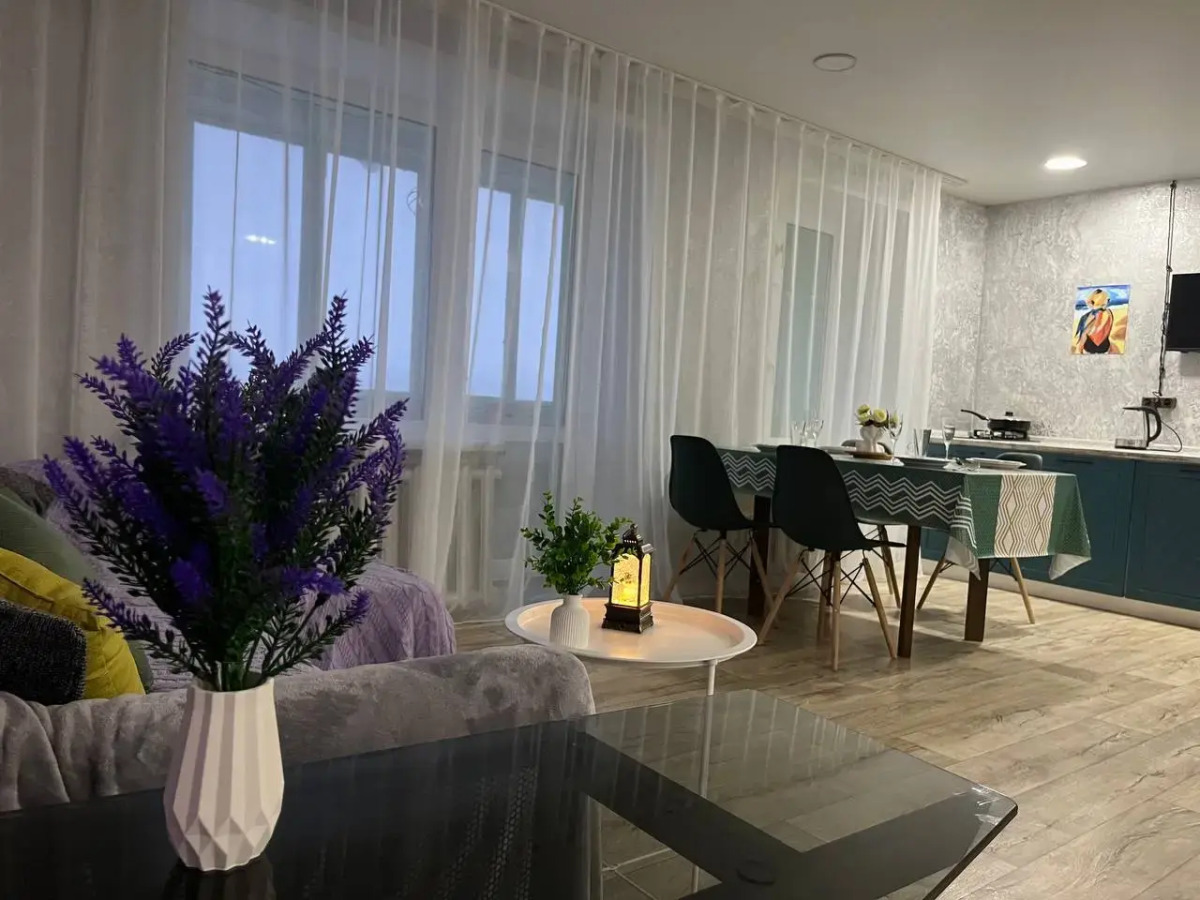 Квартира Большая Уютная 3-Комнатная