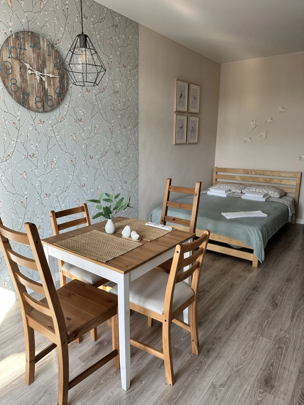 Апартаменты Studio With Lake View