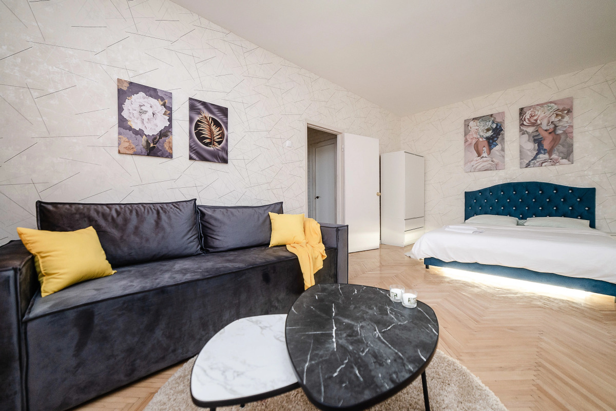 Апартаменты Плющиха 18