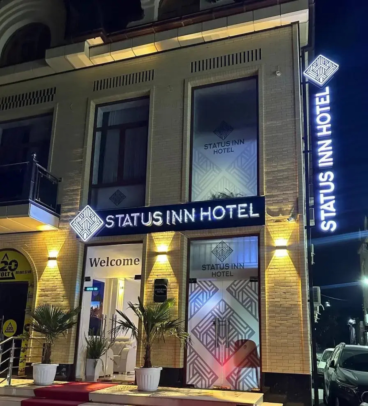 Отель Status Inn