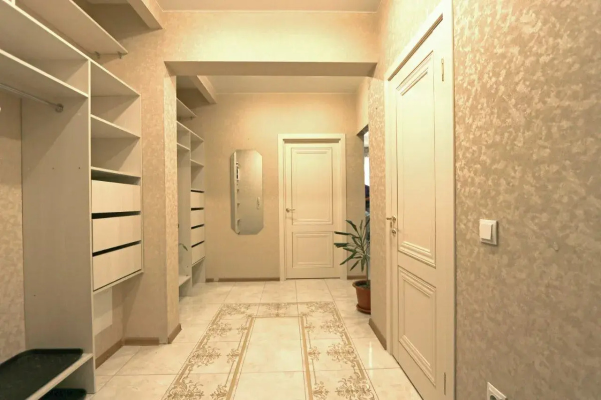 Квартира на Микрохирургии Глаза 2