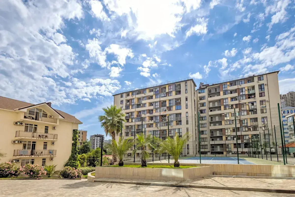 Квартира с бассейном на территории МореСолнцеАпарт