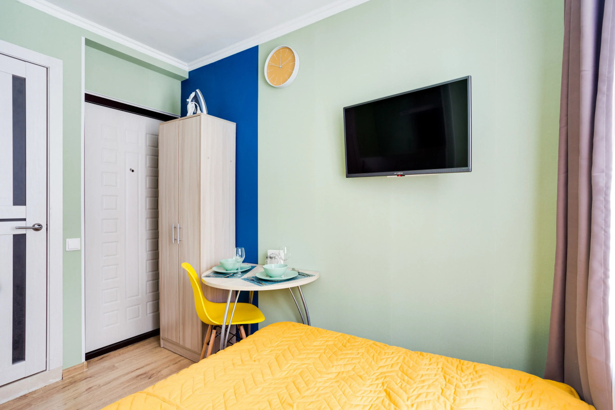 Квартира студия на Поклонной 2к2-2