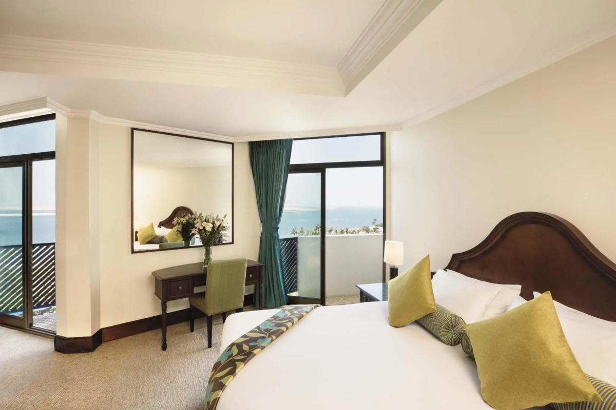 Курортный отель JA The Resort - JA Beach hotel