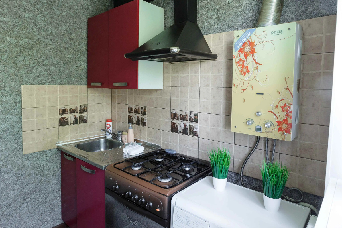 Квартира SmolSutki Ново-Чернушенский переулок 1/2 (2комн)