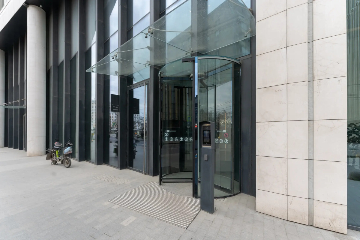 Квартира 2 K Рядом с Белорусским Вокзалом и Метро с Дизайнерским Ремонтом