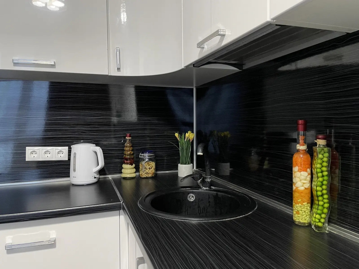 Апартаменты Сутки Уфа на Бориса Домашникова 22