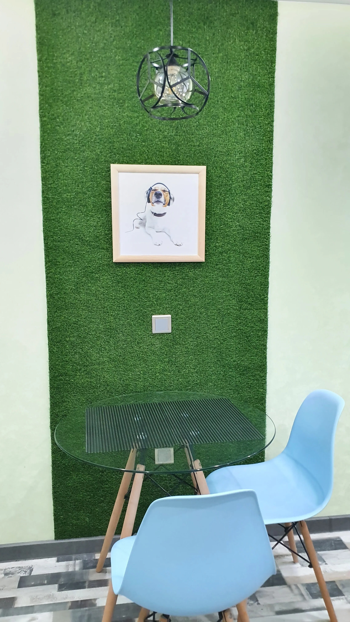 Квартира-студия новая в самом центре города с дизайнерским ремонтом