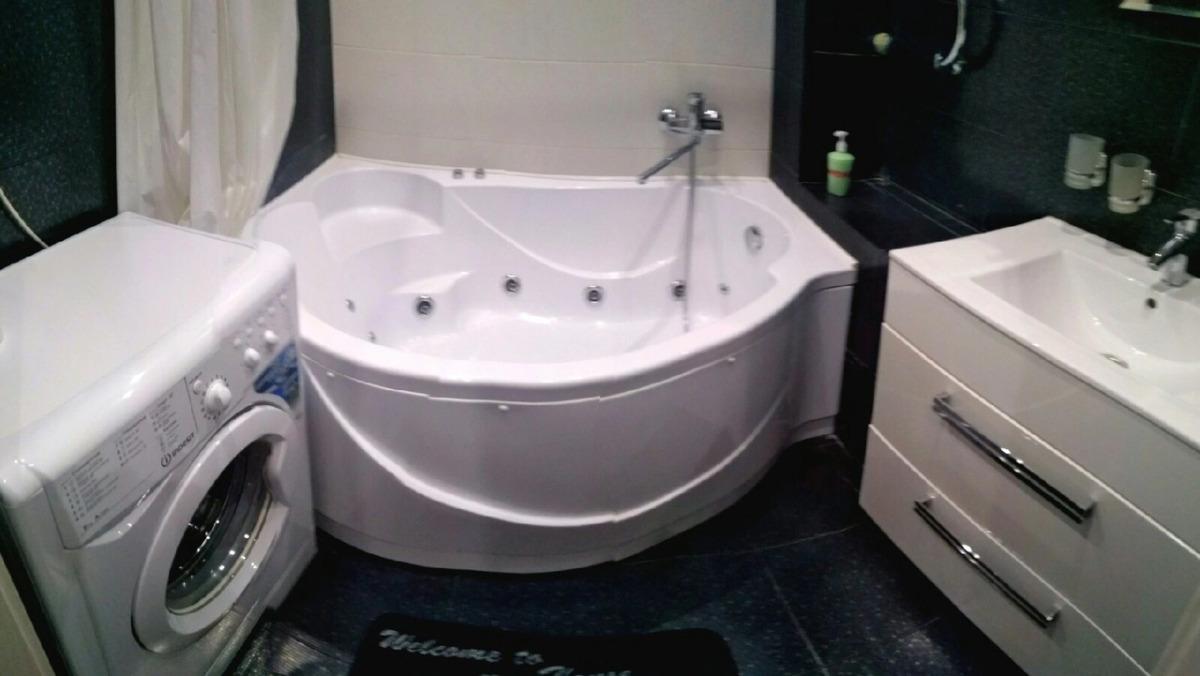 Апартаменты элитные на переулке Трудолюбия с джакузи