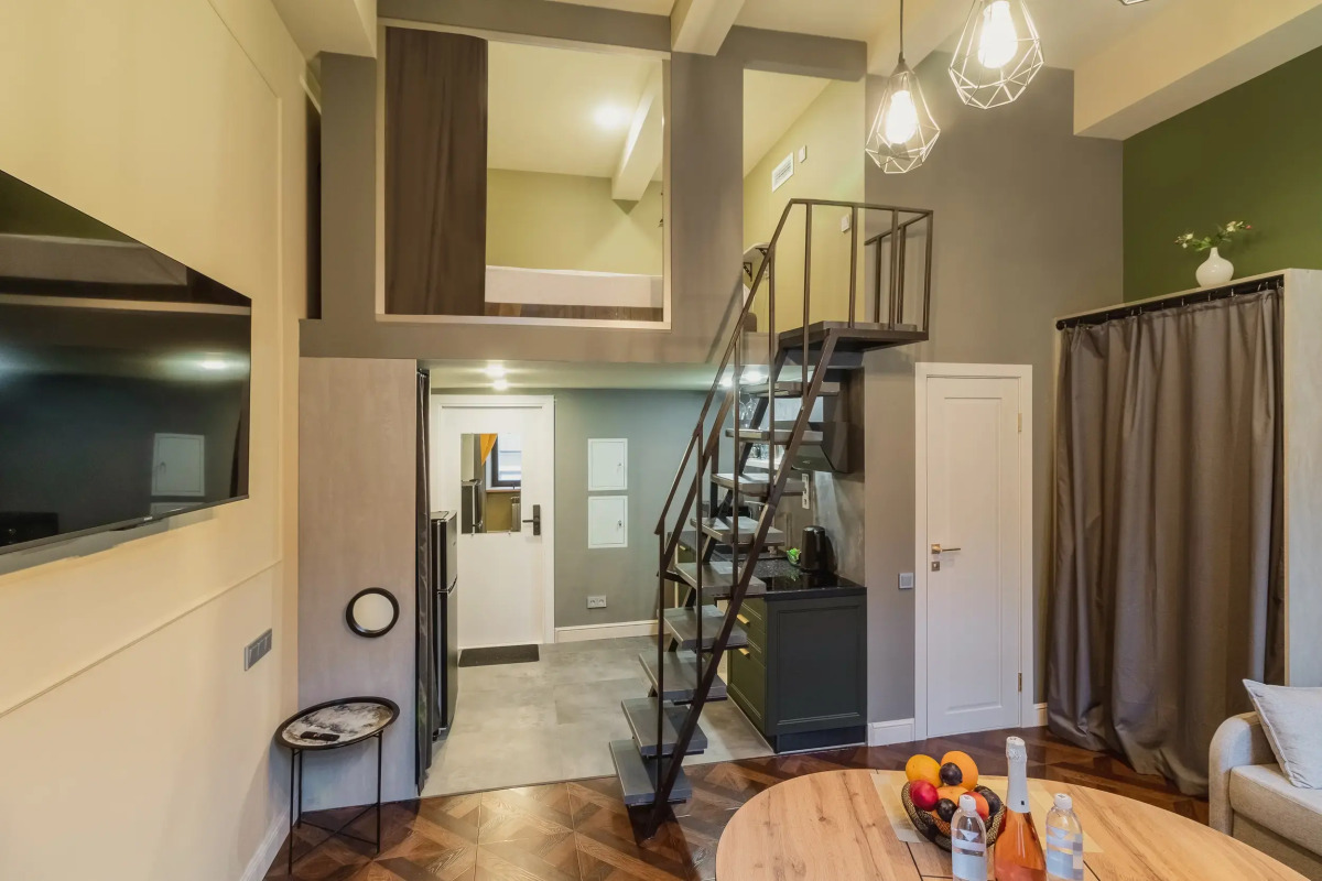 Апартаменты в Сердце Петербурга с колонкой Алиса