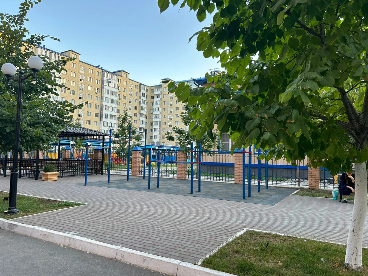 Апартаменты "Эленика" в центре Каспийска с видом на горы