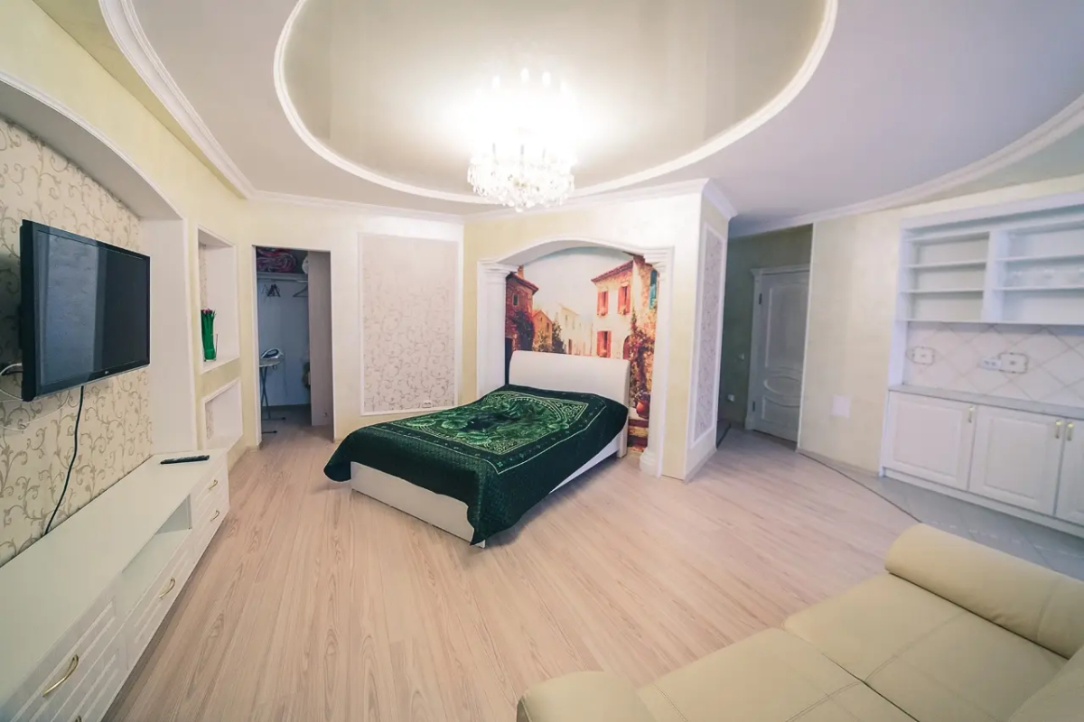 Апартаменты на Октябрьской Революции