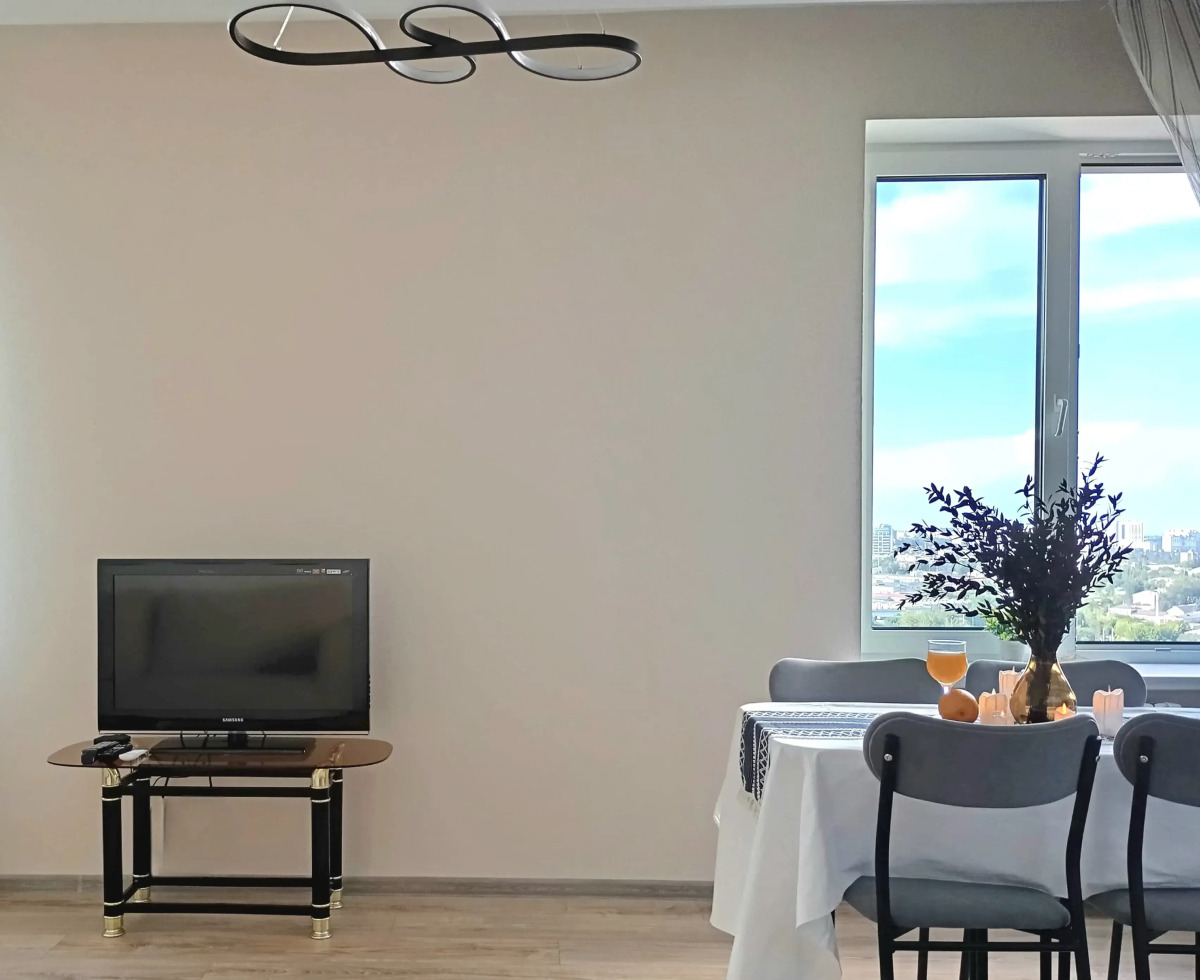 Квартира So fine Сети DeNewHome, Евротрешка в Центре с Парковочным Местом