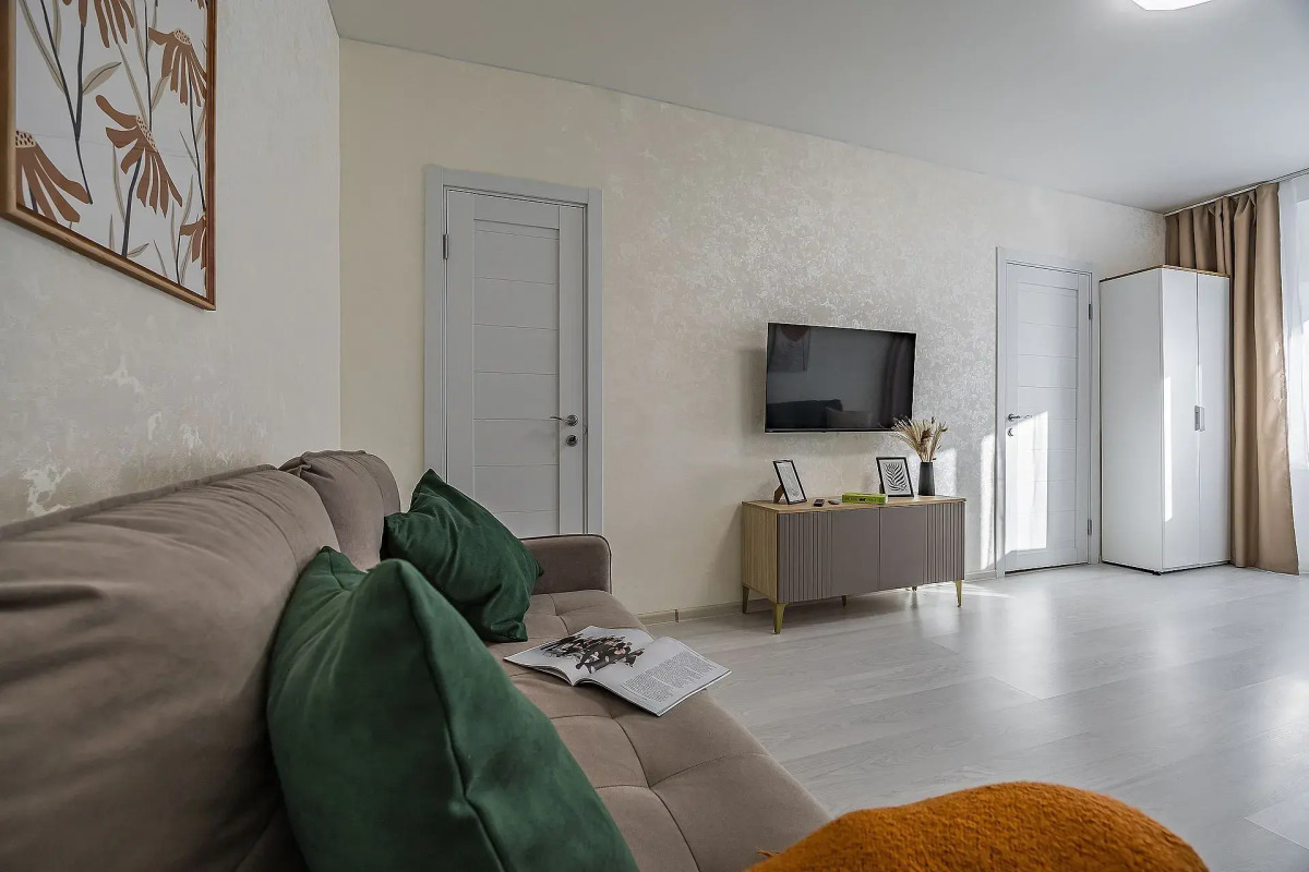 Квартира Светлая на центральной площади до 6 человек