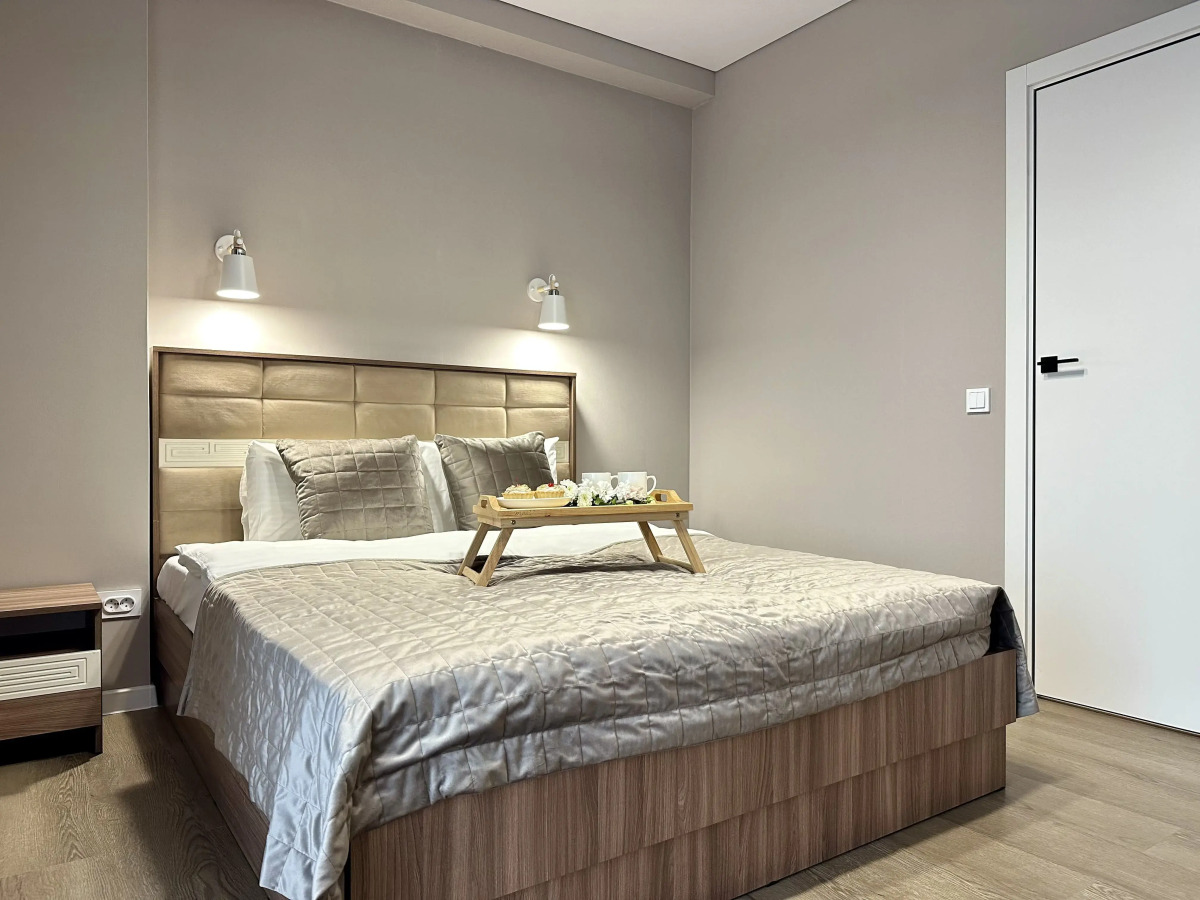 Квартира с панорамным видом на город и Русский мост