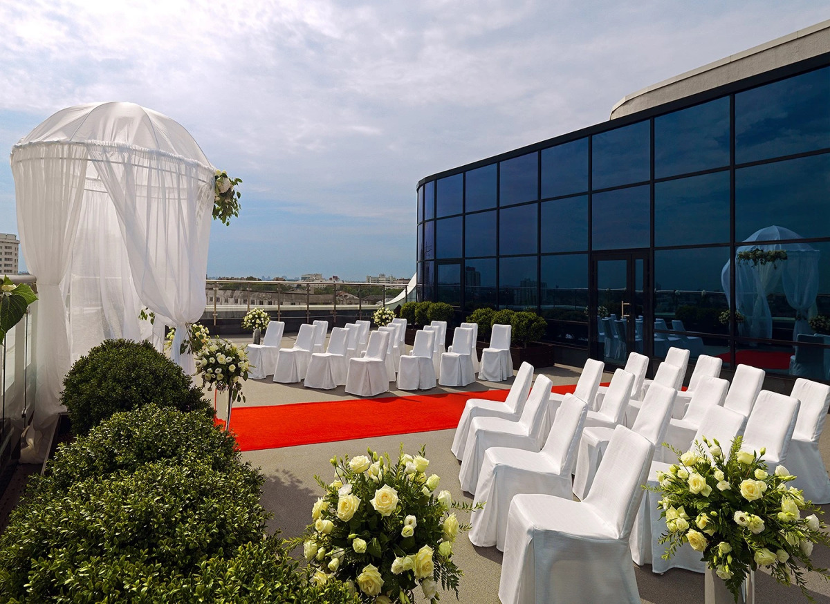 Отель Ренессанс Минск Конгресс и СПА Центр