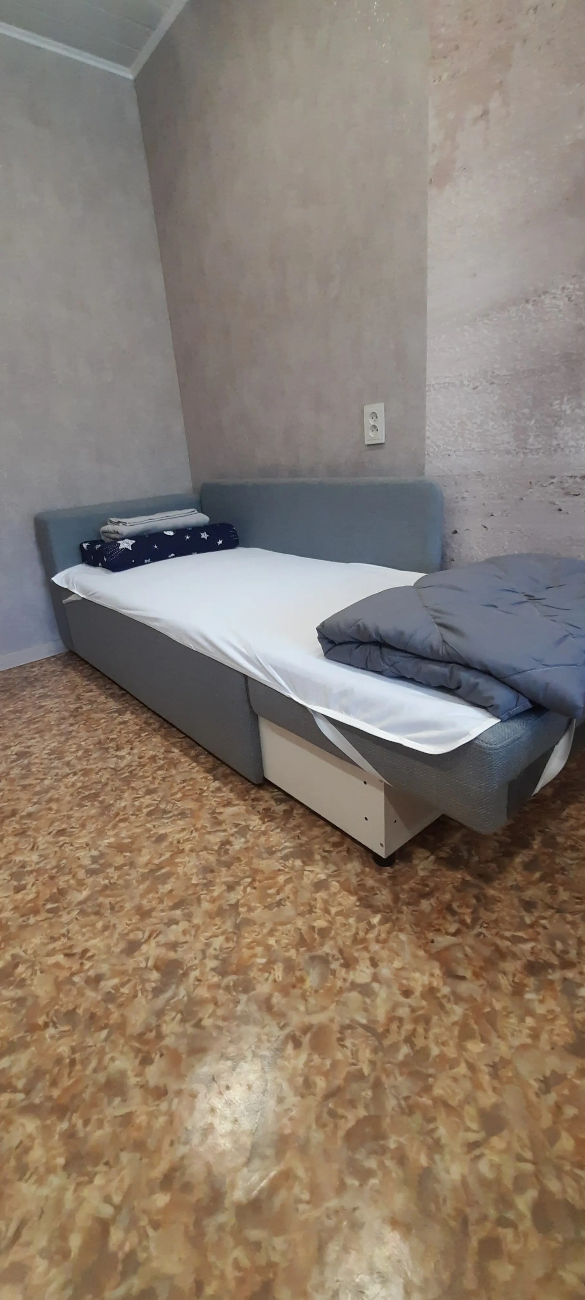 Квартира уютная со свежим ремонтом вблизи жд вокзала