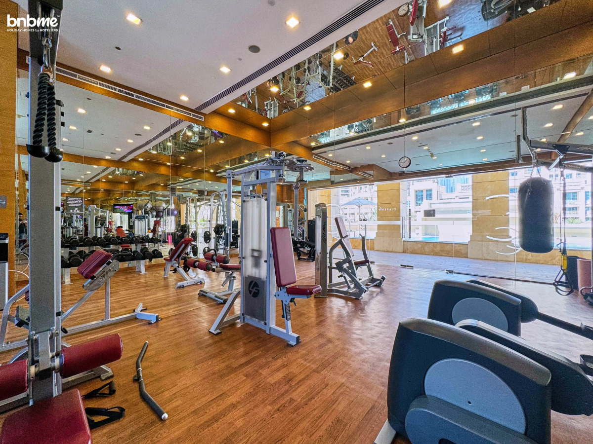 Апартаменты Bnbme Claren Tower Studio