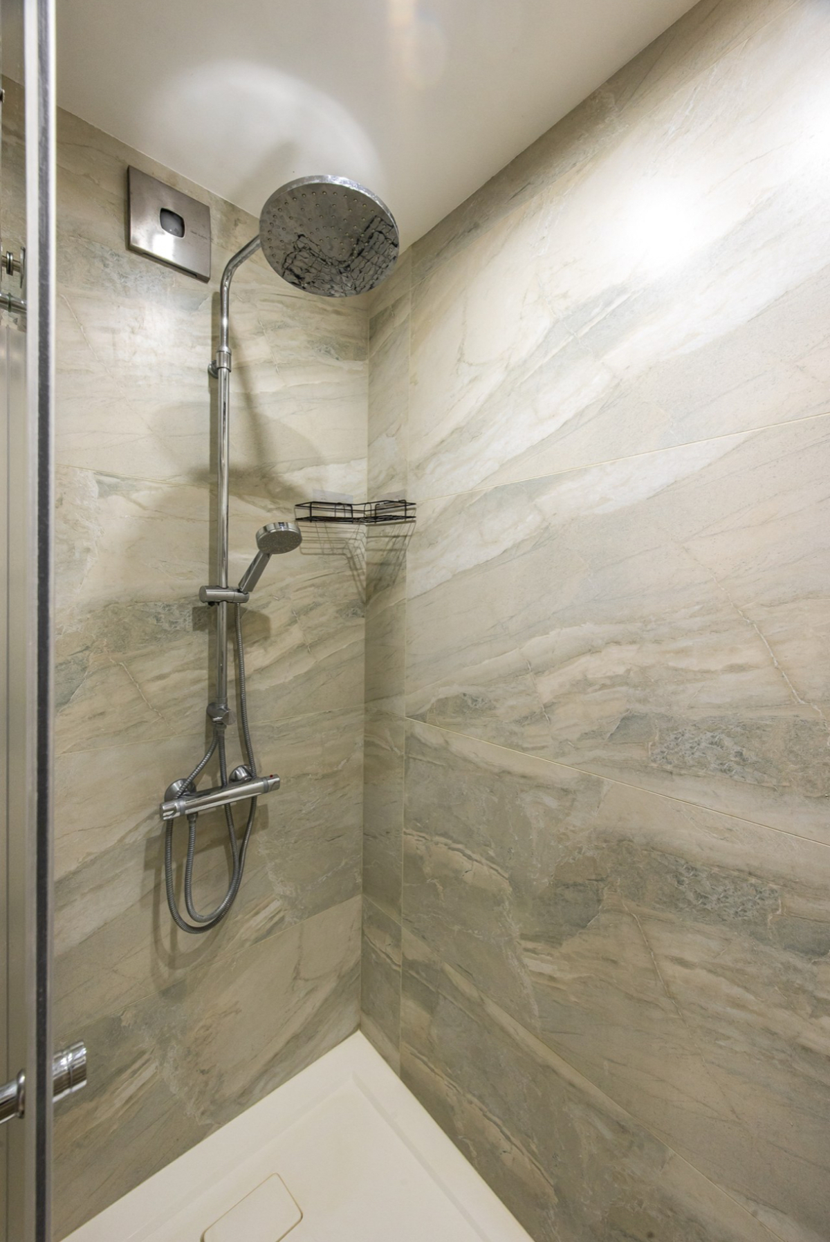 Апартаменты двухкомнатные в центре Минска на Немиге