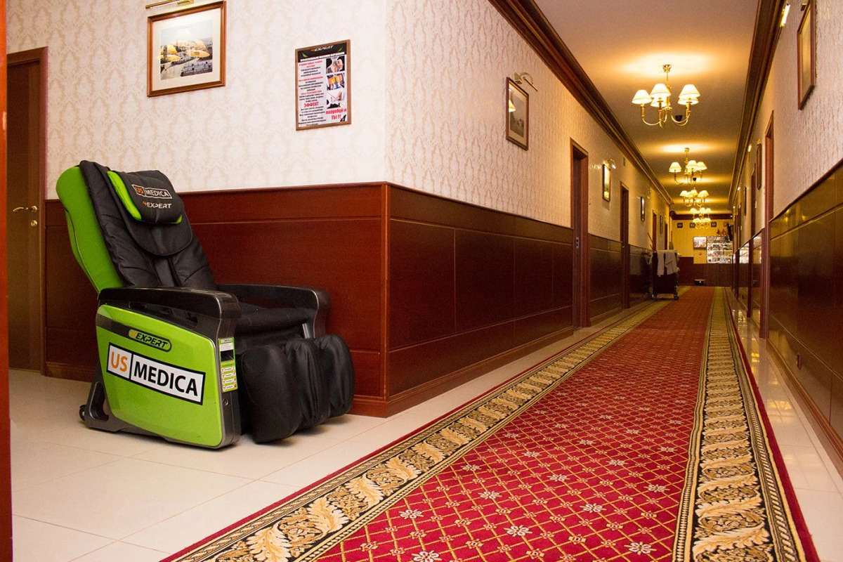 Отель София