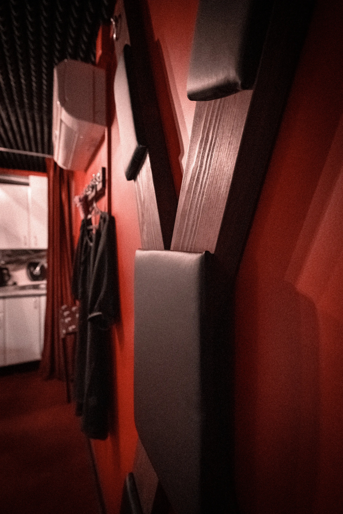 Квартира 18+ Красная Комната для Романтических Свиданий