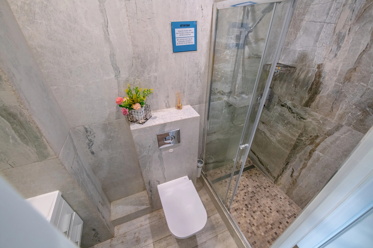 Апартаменты Central Bay Studios Near the Station 2