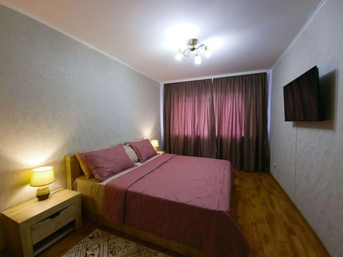 Апартаменты на проспекте Мира 182