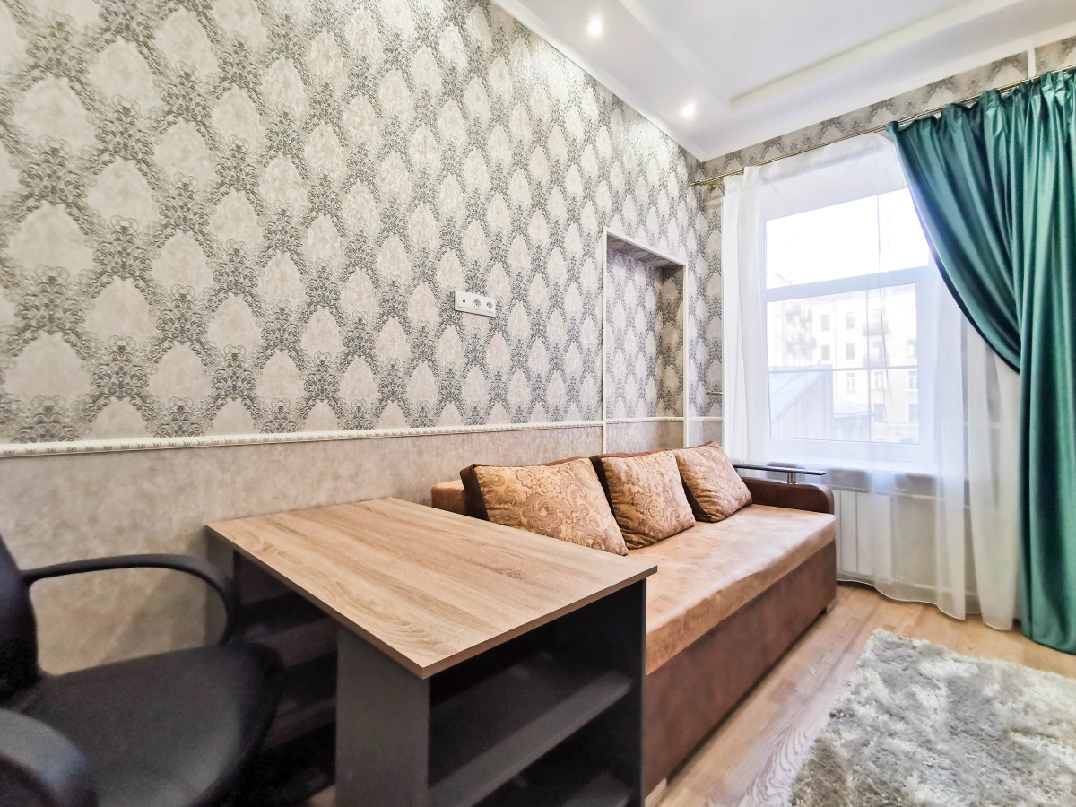 Апартаменты трехкомнатные Apartico на Марата