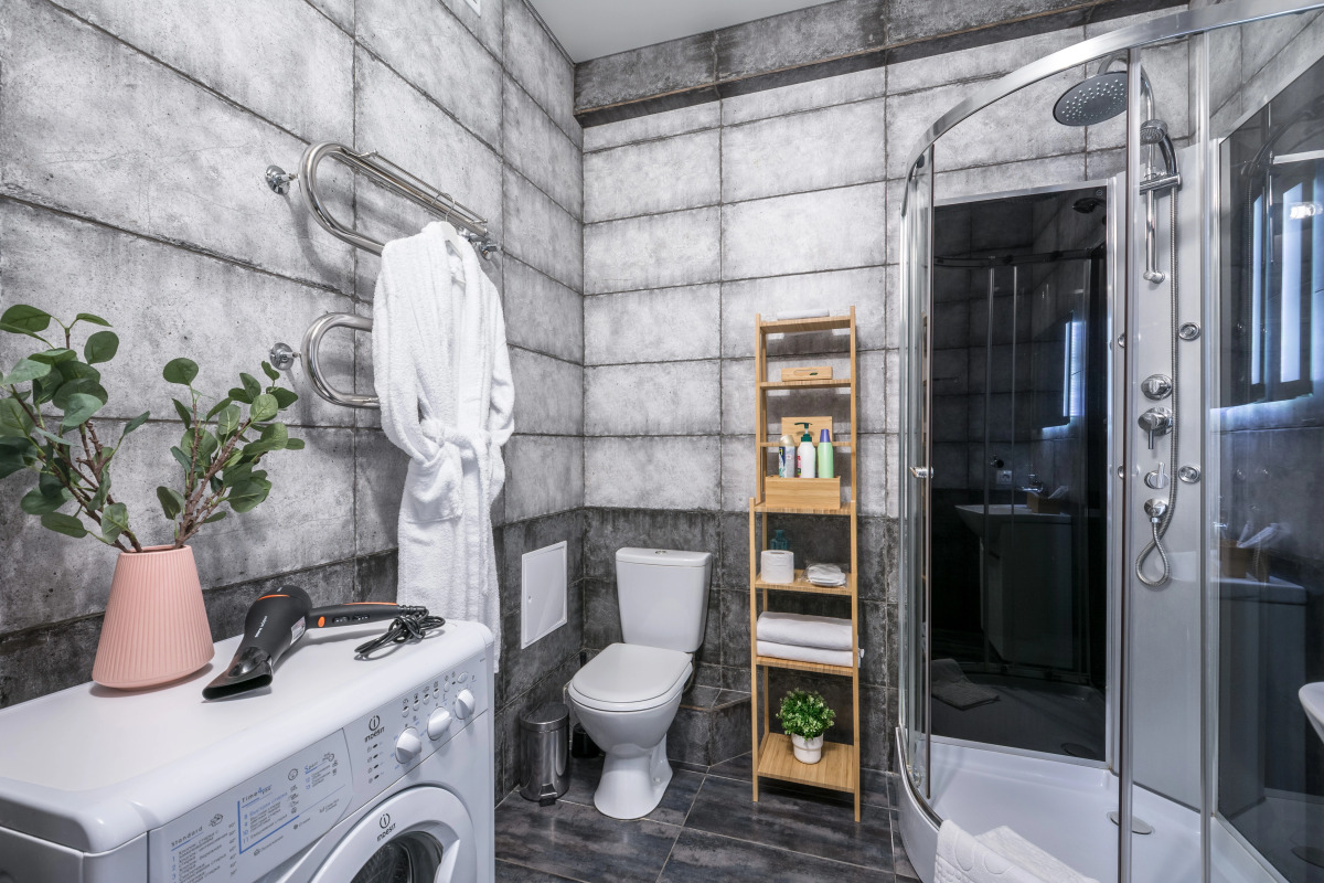 Апартаменты с панорамным видом на город, с большим телевизором (65 дюймов) и Алисой. Встречайте рассветы!