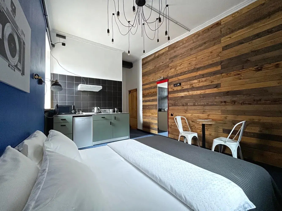 Хостел BookCase Hotel&Hostel