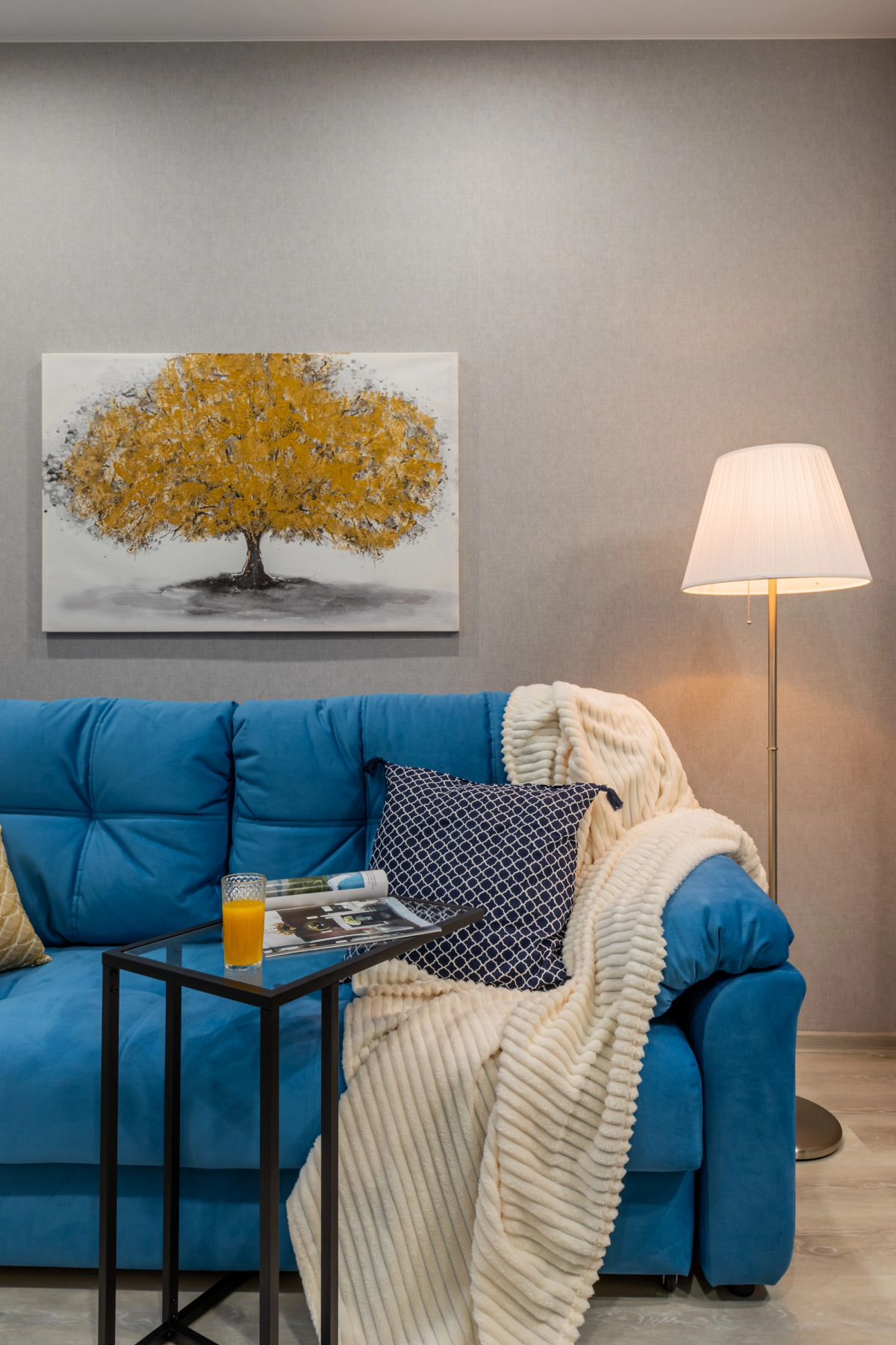 Квартира RoomyRoom Graf Orlov Studio