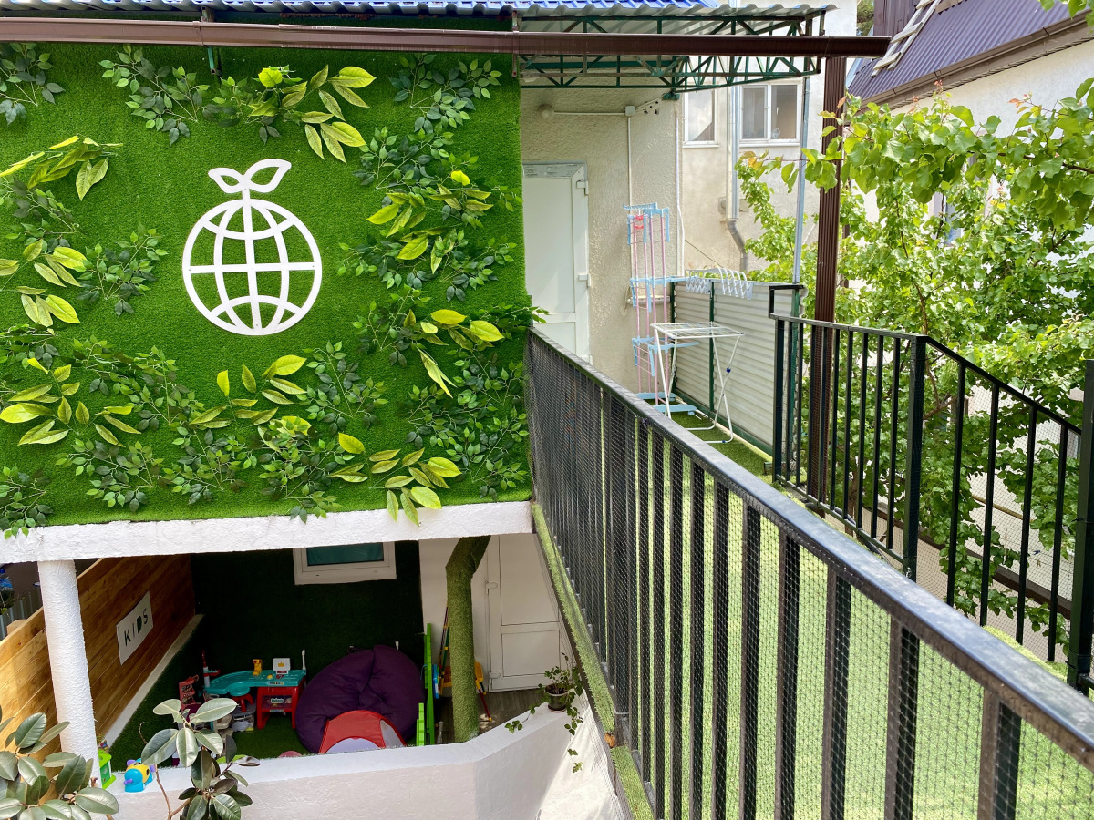 Гостевой дом Green Wall