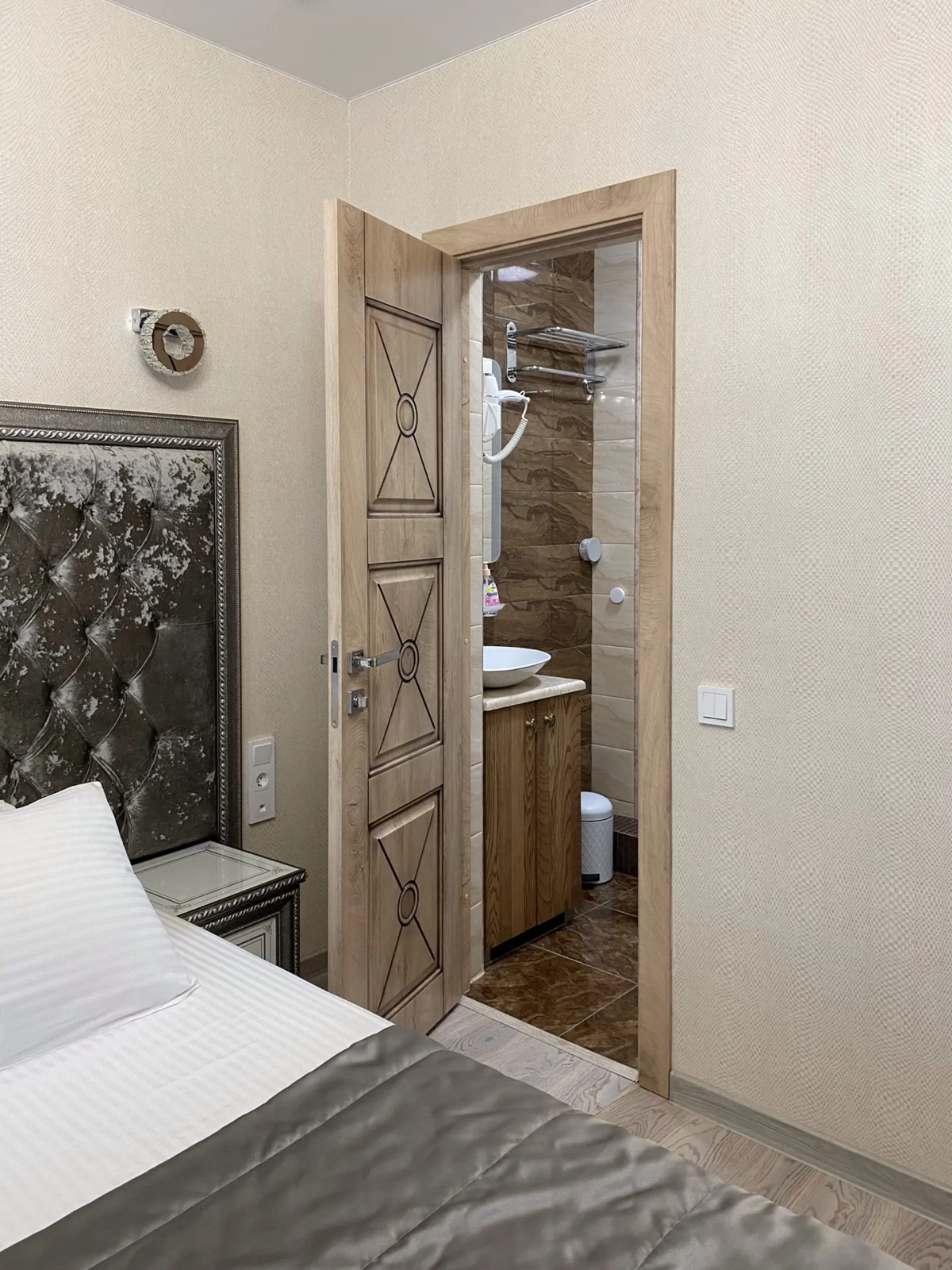 Апартаменты Капри Хаус Ленина 219/4 (2)