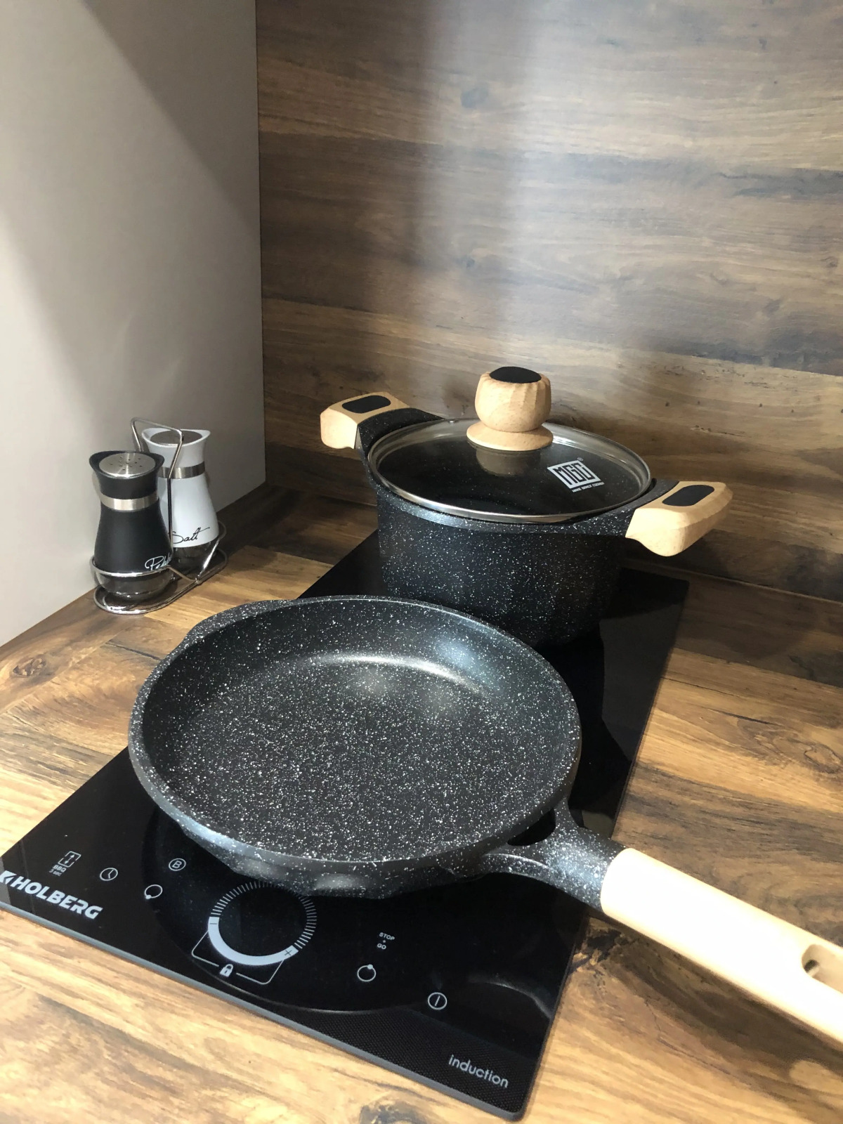 Квартира Jennifer Apartment Дизайнерская квартира-студия в центре Калининграда