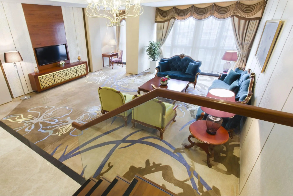 Отель Hotels & Preference Hualing Tbilisi