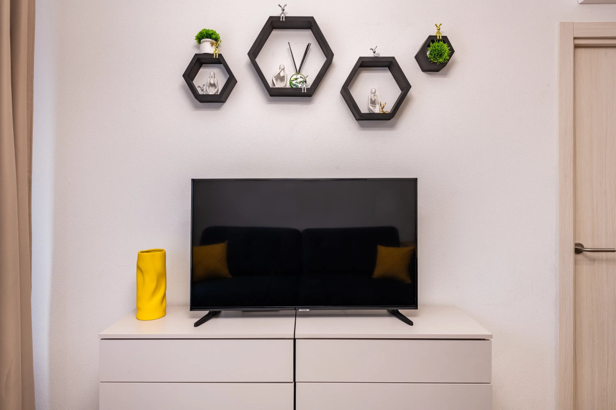 Квартира Наглый Диван