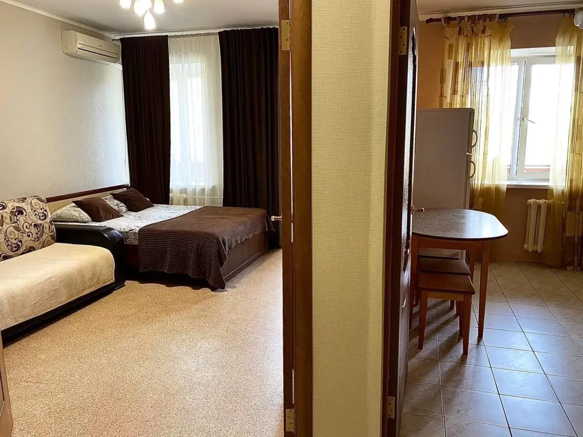 Апартаменты Квартира на Родимцева 20