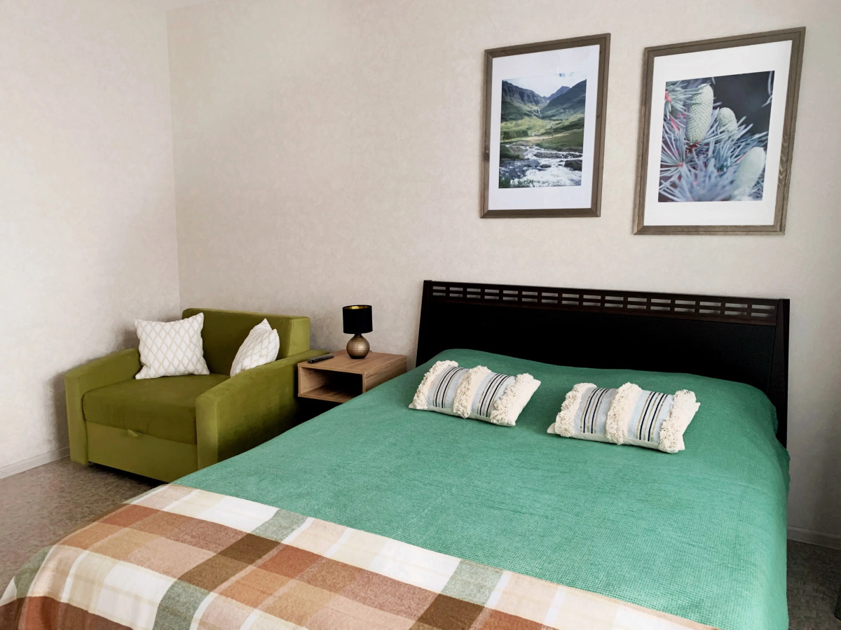 Апартаменты на улице Лесников 25