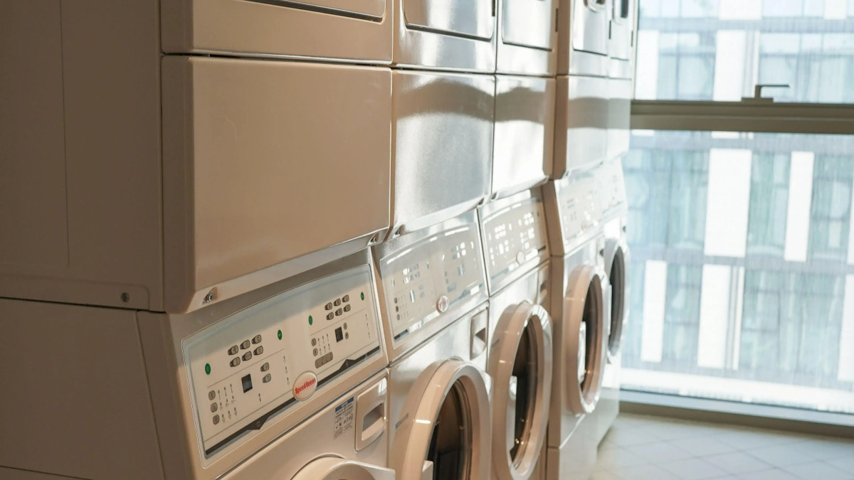 Staybridge Suites Dubai Al-Maktoum Airport, an IHG Hotel