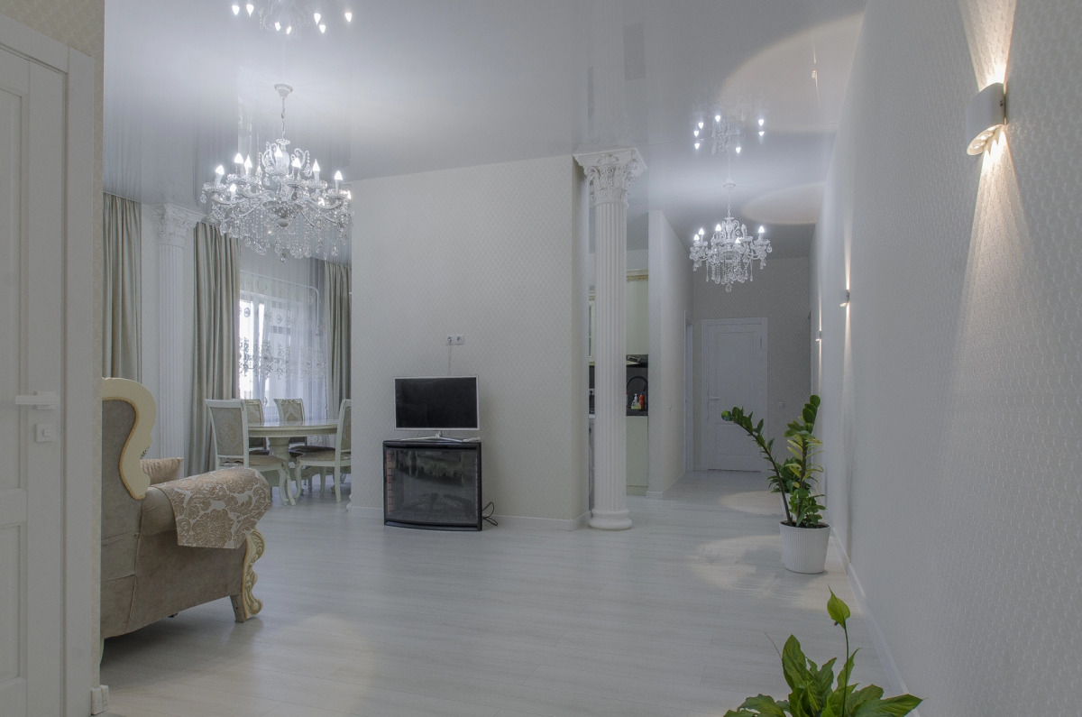 Апартаменты 4 комнатная на заливе