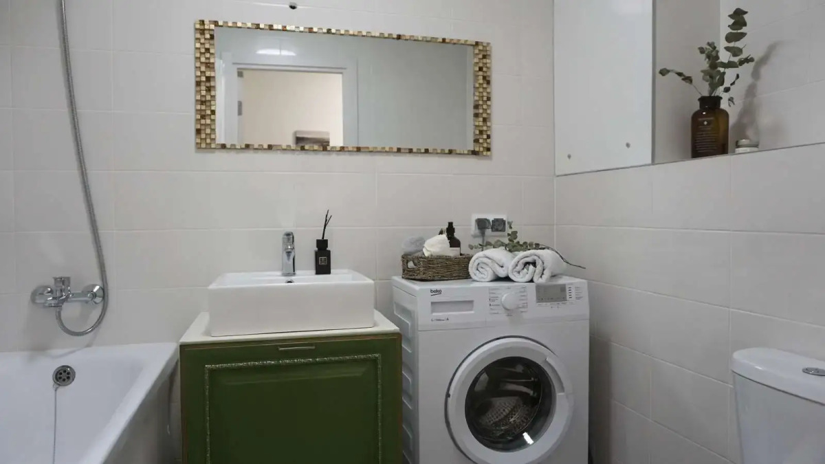 Апартаменты Happy House просторные 2-хкомнатные на Люблинской