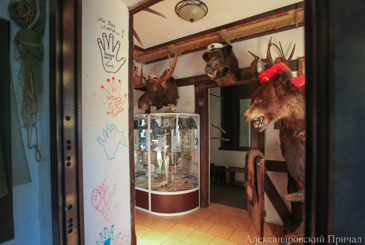 Отель Гостиничный рыболовно-охотничий комплекс Александровский Причал