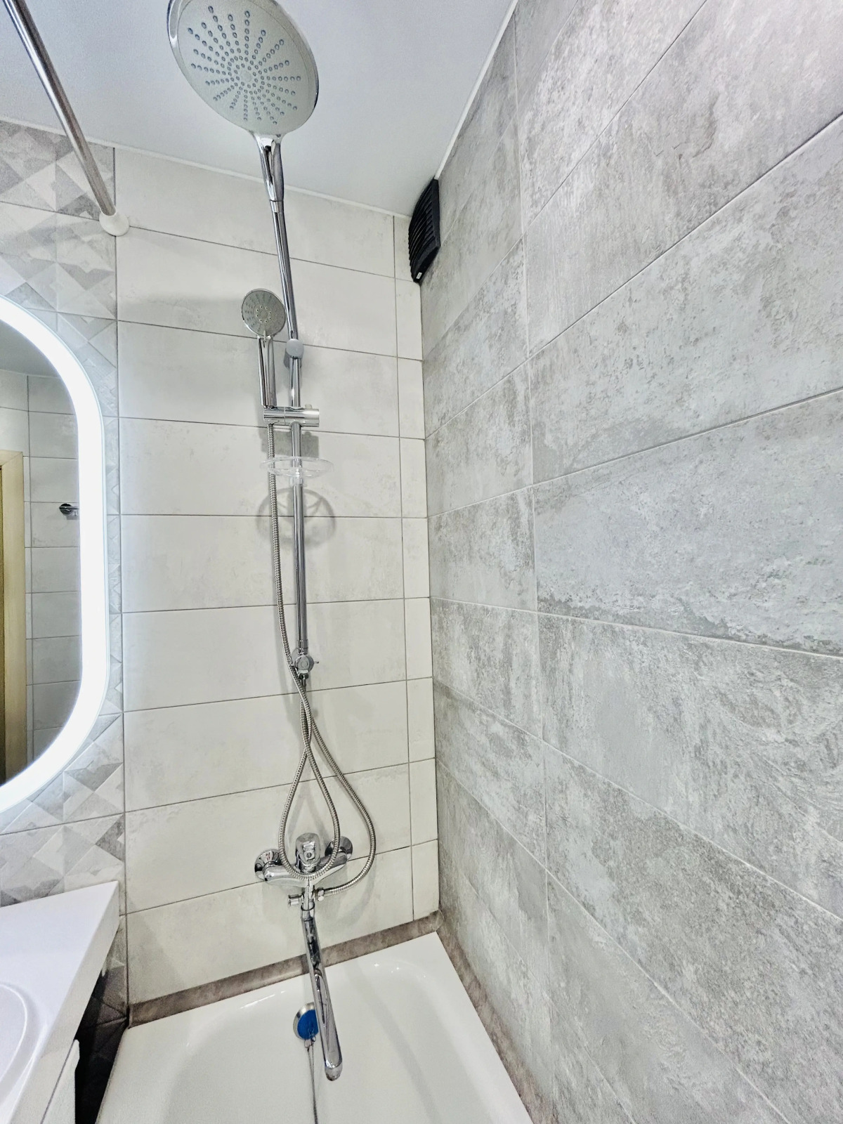 Квартира Двухкомнатная возле Парка Победы